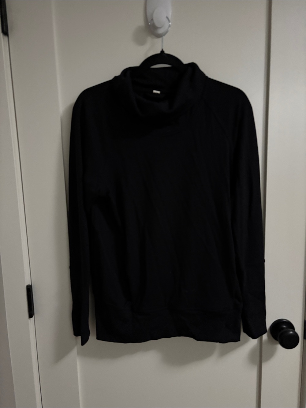 Black lululemon Cowl Neck Sweater size 6